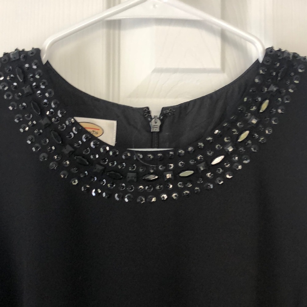Beautiful sequined black dress - Picture 4 of 6